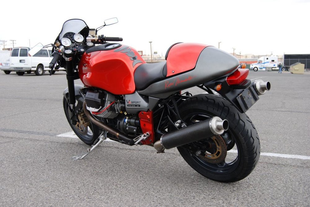 moto-guzzi-v11-sport-rosso-mandello-limited-edition-2001-4.jpg