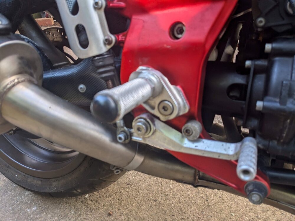 rearsets_brake_s.jpg